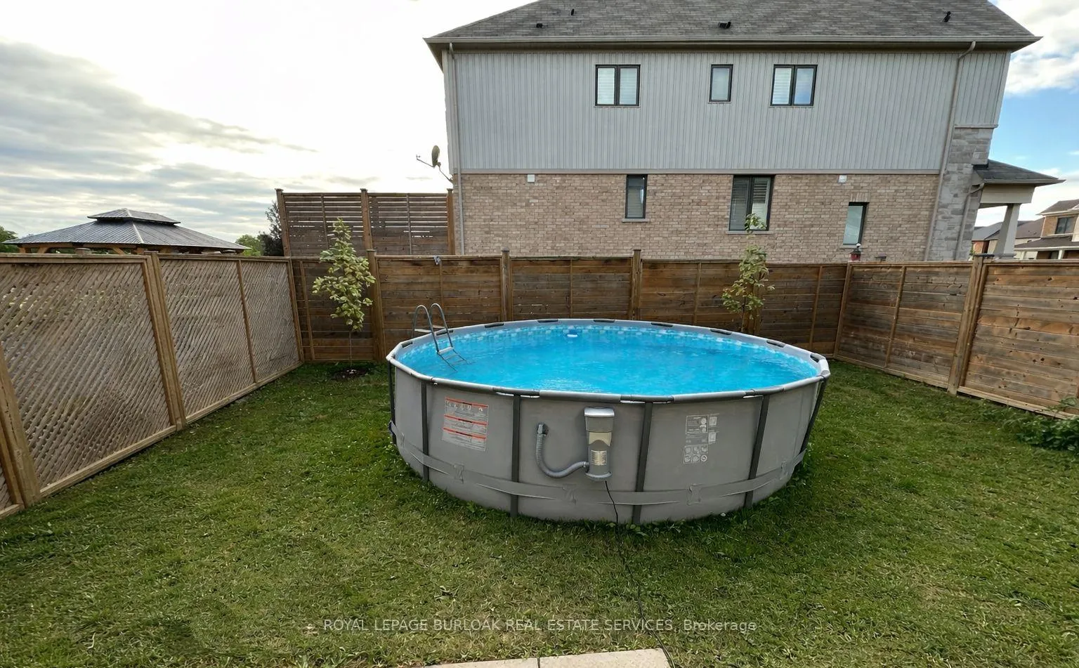 Photo 34 of 105 Larry Crescent, Haldimand — HOMEH