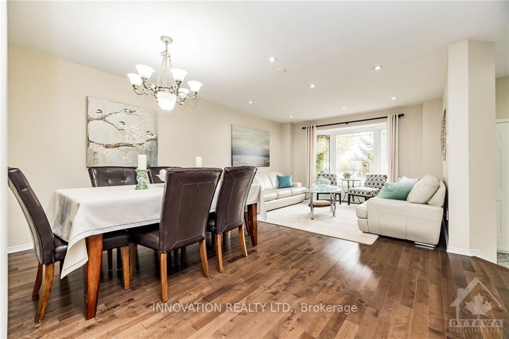 Photo 4 of 26 Portadown Crescent, Ottawa, Kanata - Morgan's Grant/South March — HOMEH