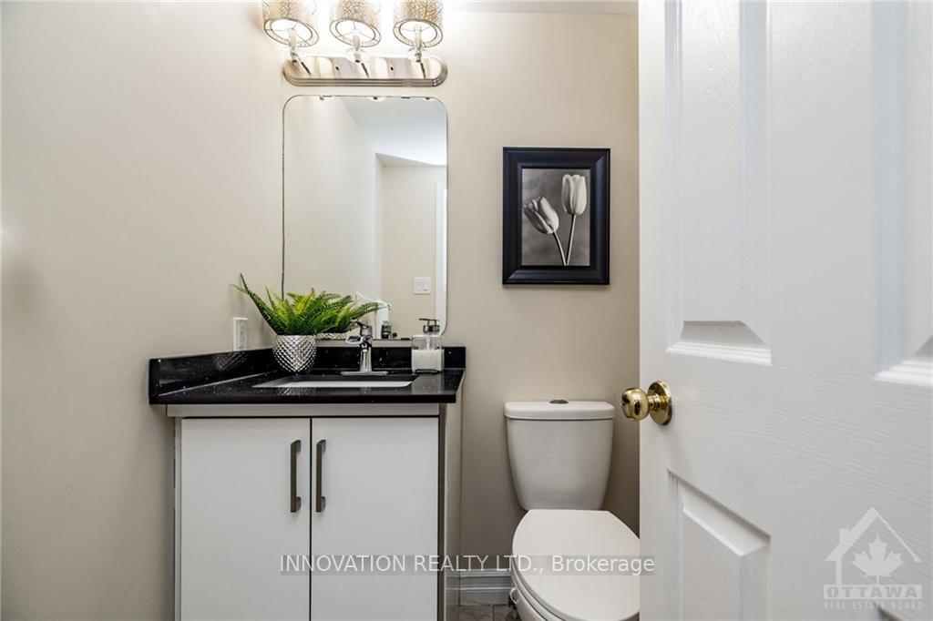 Photo 13 of 26 Portadown Crescent, Ottawa, Kanata - Morgan's Grant/South March — HOMEH