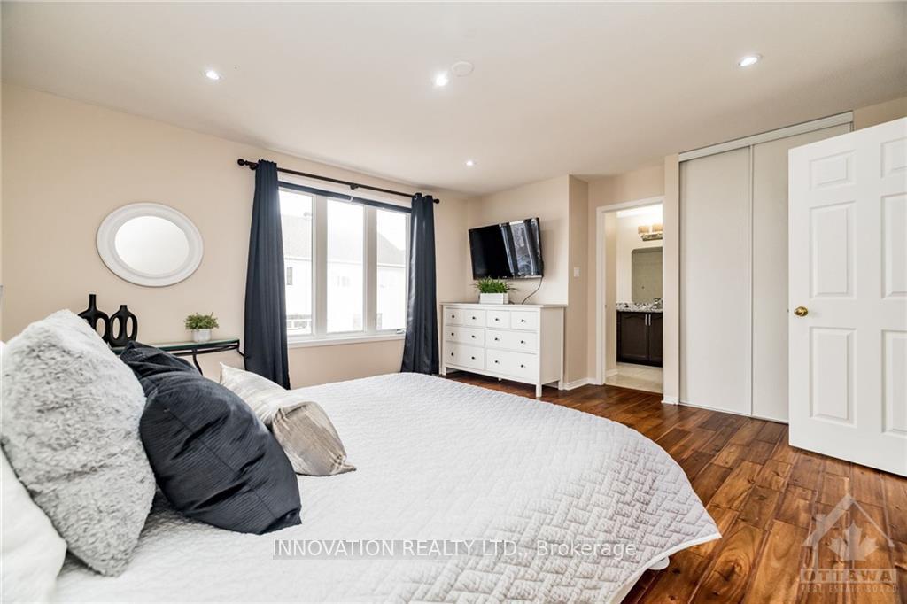 Photo 16 of 26 Portadown Crescent, Ottawa, Kanata - Morgan's Grant/South March — HOMEH
