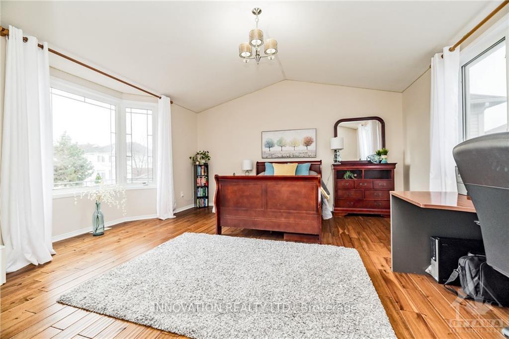 Photo 18 of 26 Portadown Crescent, Ottawa, Kanata - Morgan's Grant/South March — HOMEH