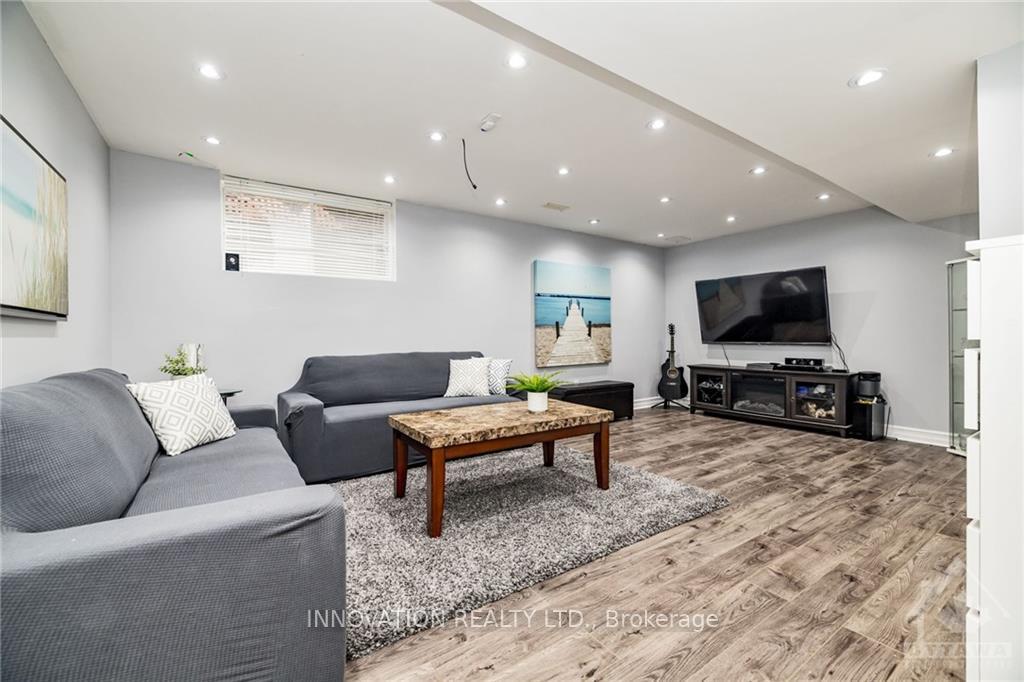 Photo 23 of 26 Portadown Crescent, Ottawa, Kanata - Morgan's Grant/South March — HOMEH