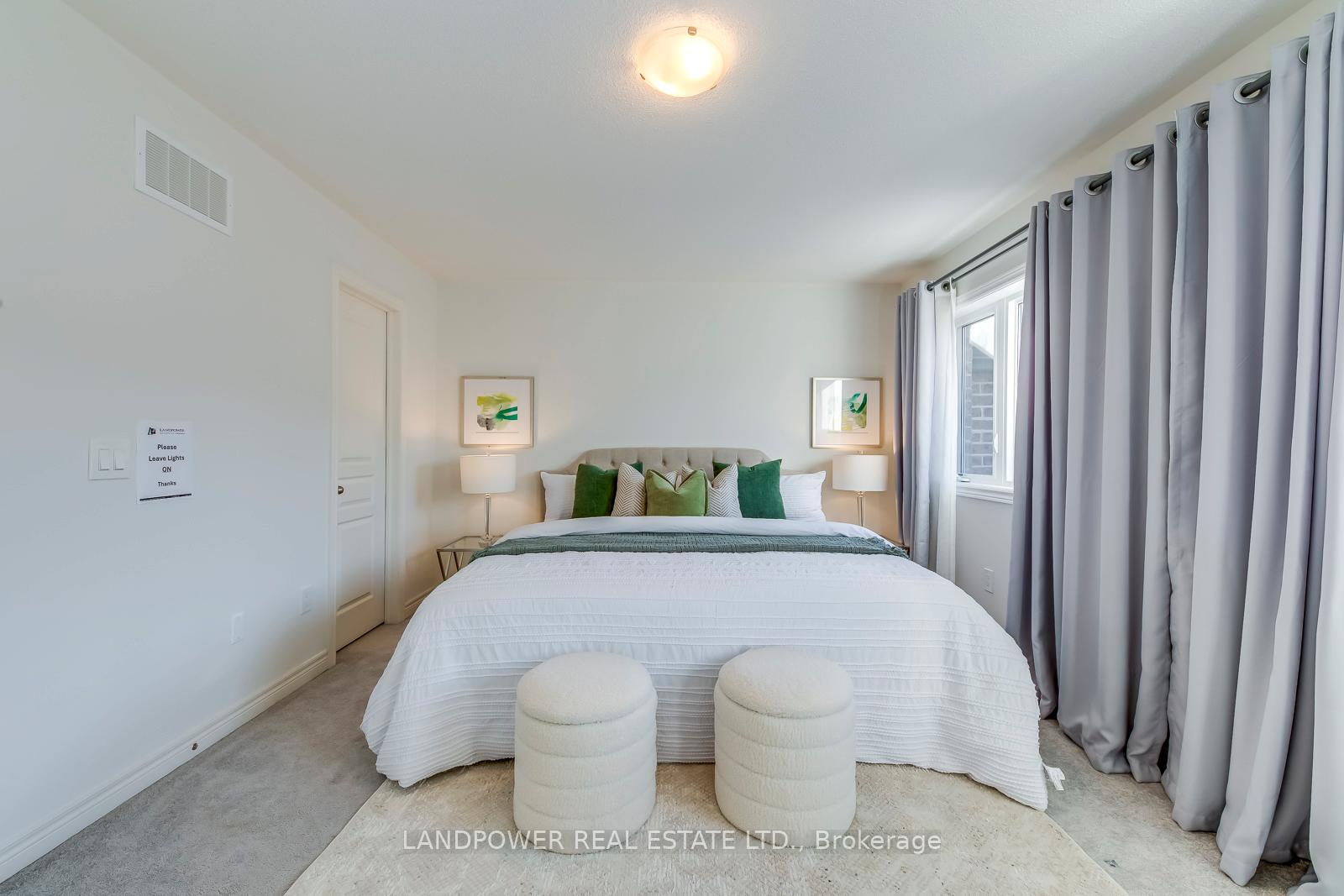 Photo 19 of 1460 Pratt Heights, Milton, Ford — HOMEH