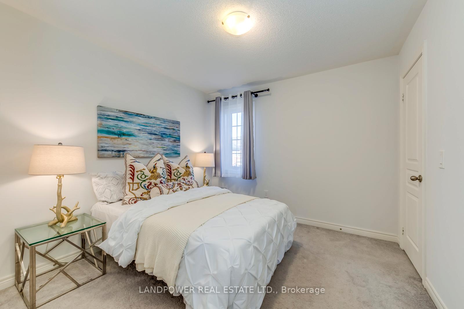 Photo 25 of 1460 Pratt Heights, Milton, Ford — HOMEH