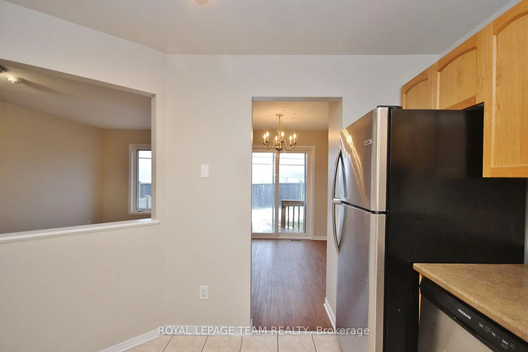 Photo 7 of 139 Oakfield Crescent, Ottawa, Barrhaven - Longfields — HOMEH