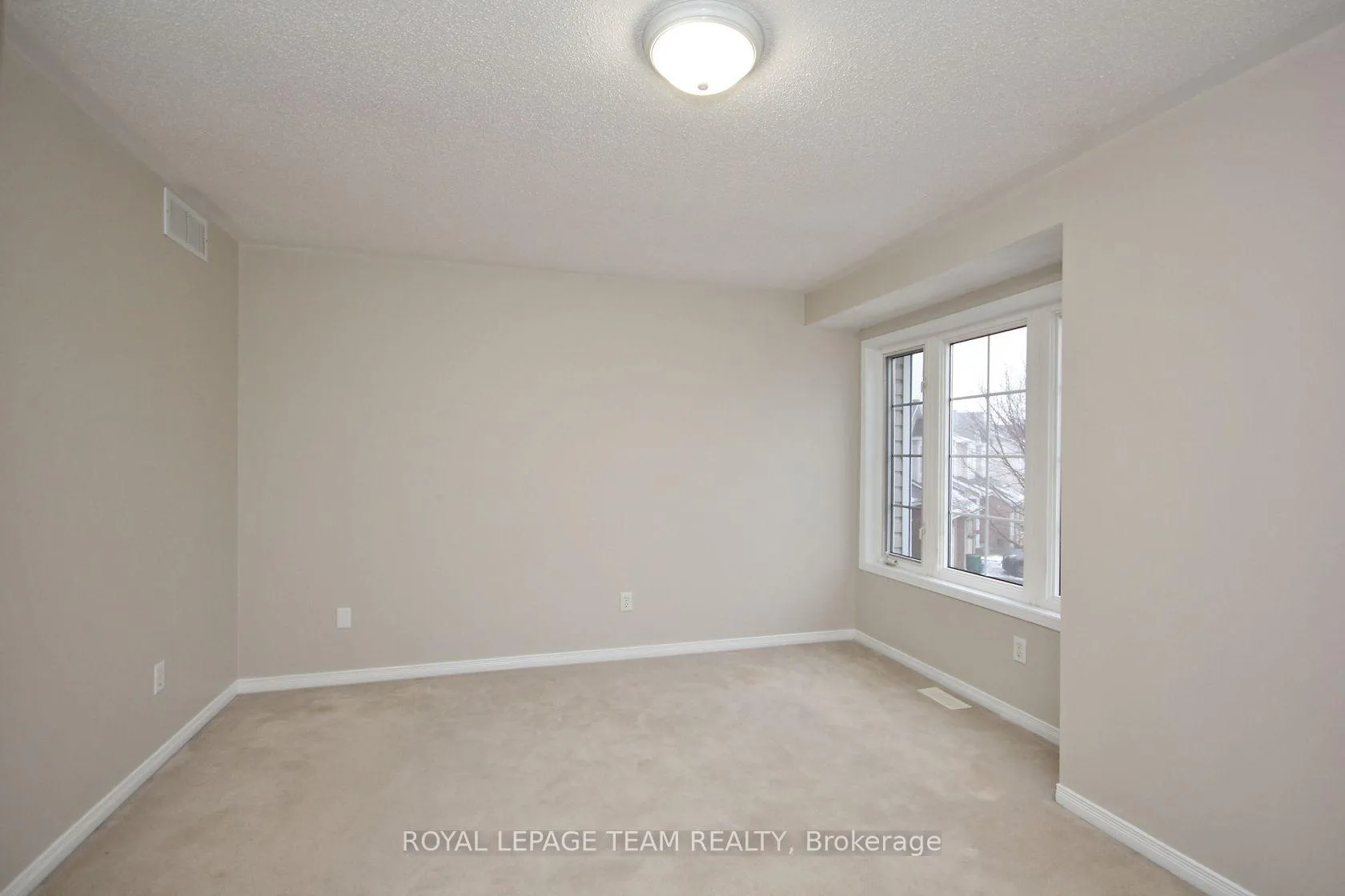 Photo 15 of 139 Oakfield Crescent, Ottawa, Barrhaven - Longfields — HOMEH