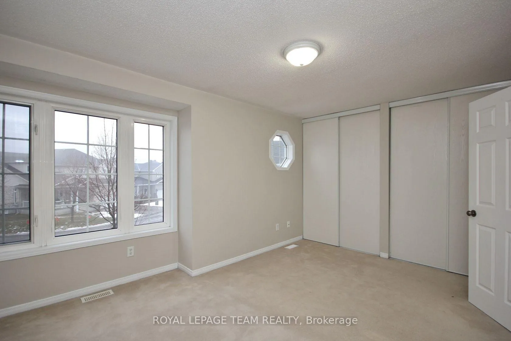 Photo 16 of 139 Oakfield Crescent, Ottawa, Barrhaven - Longfields — HOMEH