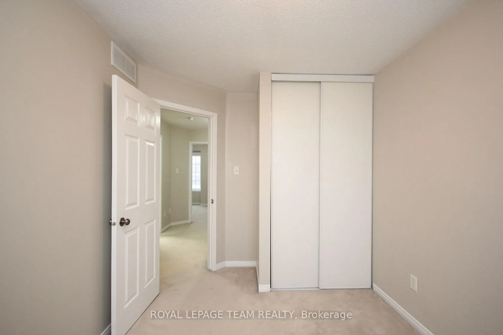 Photo 19 of 139 Oakfield Crescent, Ottawa, Barrhaven - Longfields — HOMEH