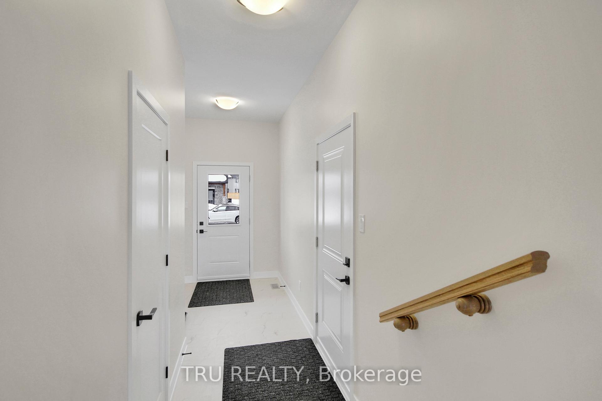 Photo 3 of 111 Dowdall Circle, Carleton Place — HOMEH