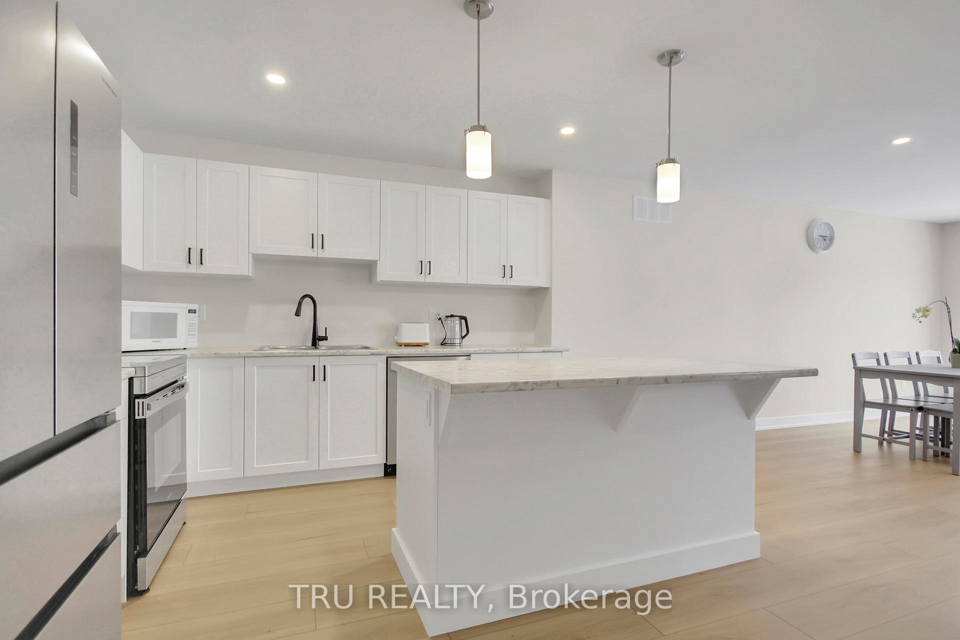 Photo 12 of 111 Dowdall Circle, Carleton Place — HOMEH