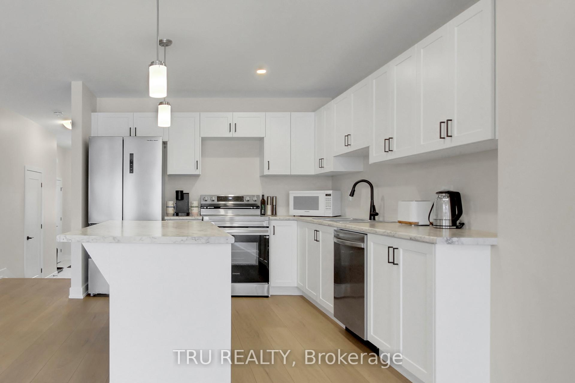 Photo 10 of 111 Dowdall Circle, Carleton Place — HOMEH