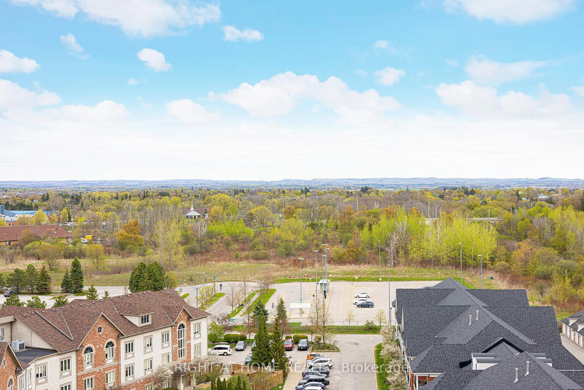 Photo 3 of Unit 1106, 55 Clarington Boulevard, Clarington, Bowmanville — HOMEH