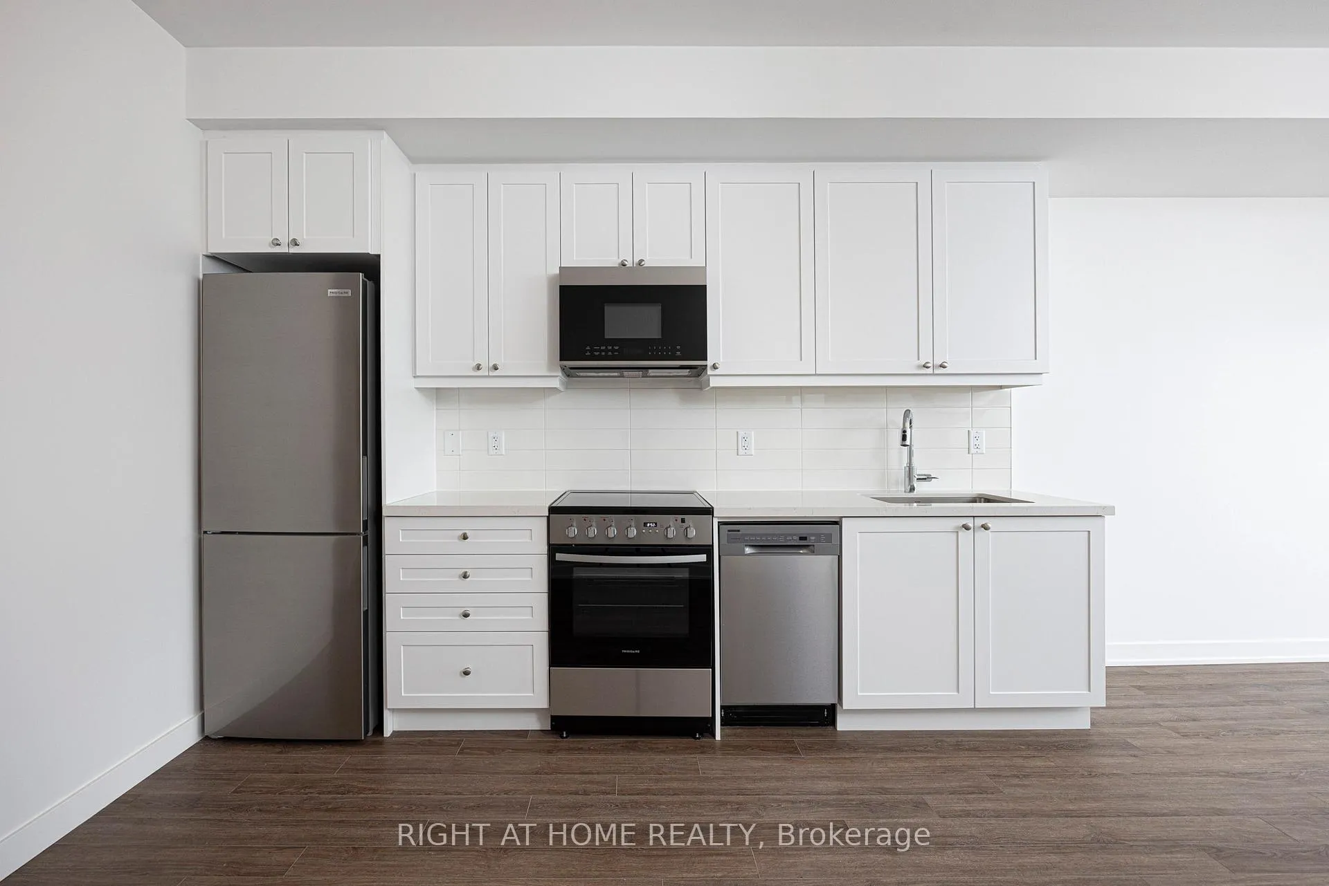 Photo 10 of Unit 1106, 55 Clarington Boulevard, Clarington, Bowmanville — HOMEH