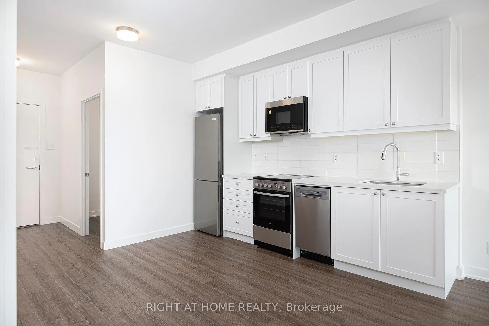 Photo 11 of Unit 1106, 55 Clarington Boulevard, Clarington, Bowmanville — HOMEH