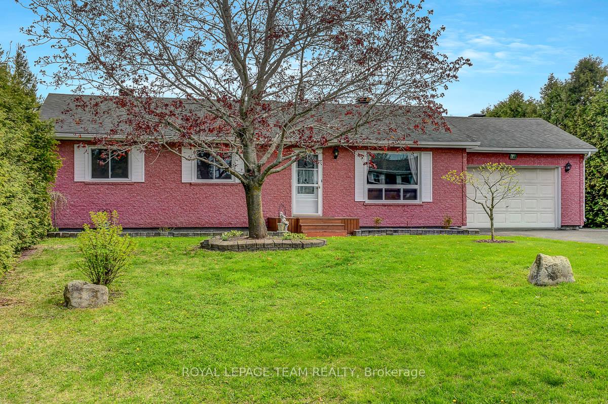 Photo 1 of 2833 Glenwood Drive, Ottawa, Metcalfe — HOMEH
