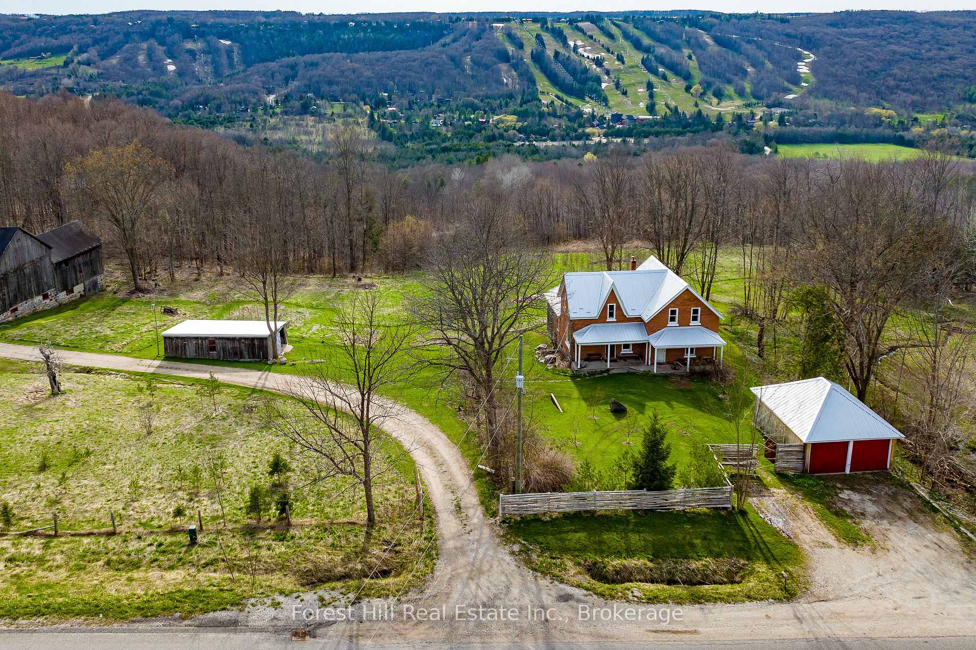 Photo 1 of 194844 13 Grey Road, Grey Highlands — HOMEH