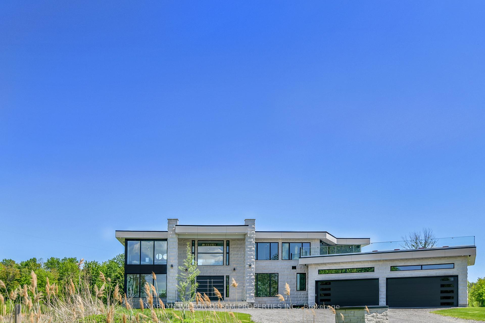 Front of 493 Shoreway Drive