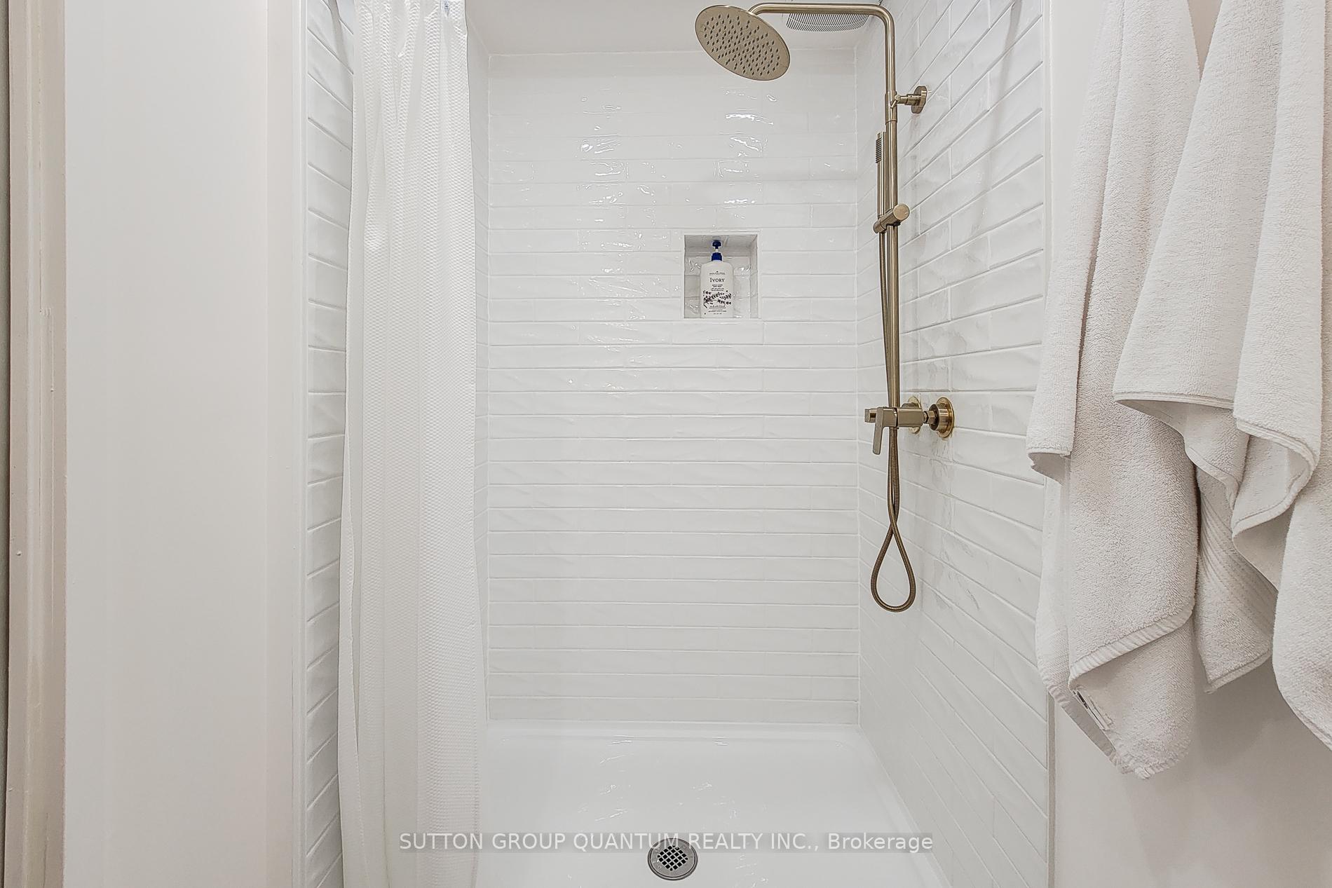 Photo 19 of Unit #MAIN, 149 Oneida Boulevard, Hamilton, Ancaster — HOMEH