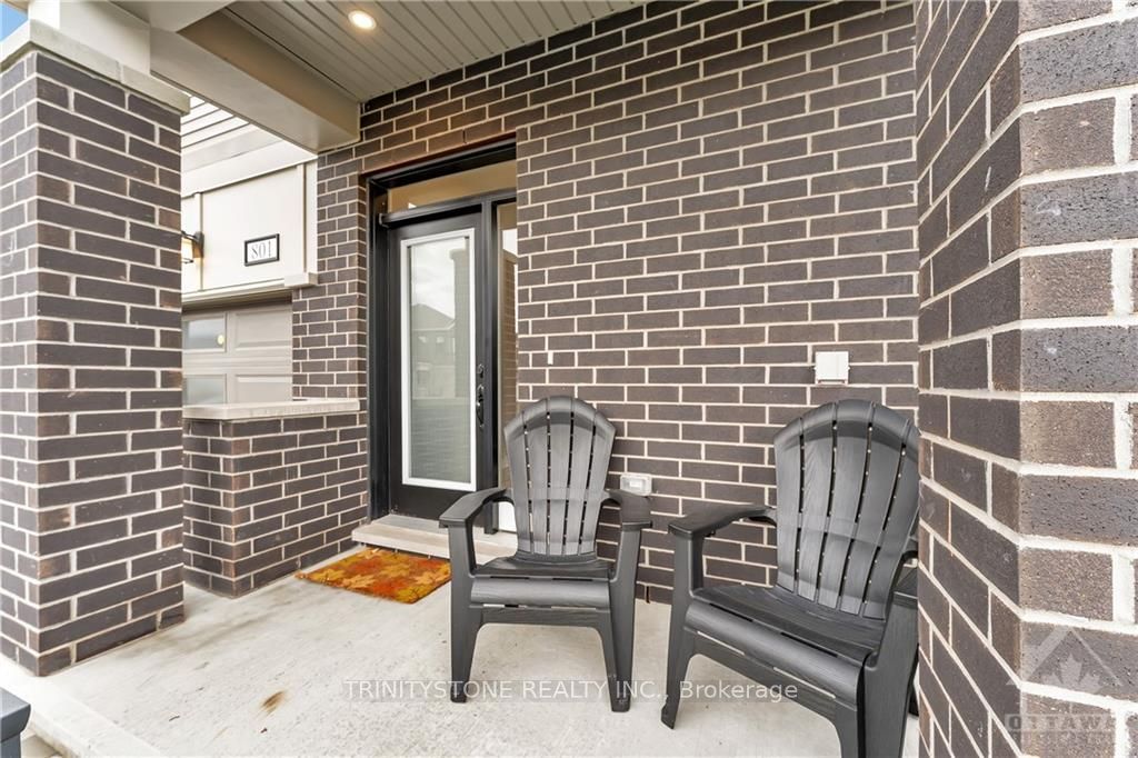 Photo 2 of 801 Brittanic Road, Ottawa, Kanata - Emerald Meadows/Trailwest — HOMEH