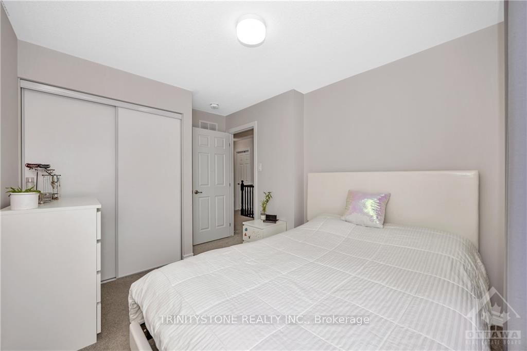 Photo 17 of 801 Brittanic Road, Ottawa, Kanata - Emerald Meadows/Trailwest — HOMEH