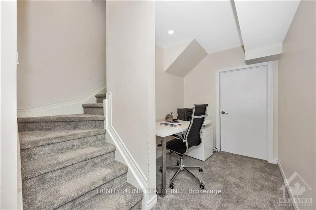 Photo 22 of 801 Brittanic Road, Ottawa, Kanata - Emerald Meadows/Trailwest — HOMEH