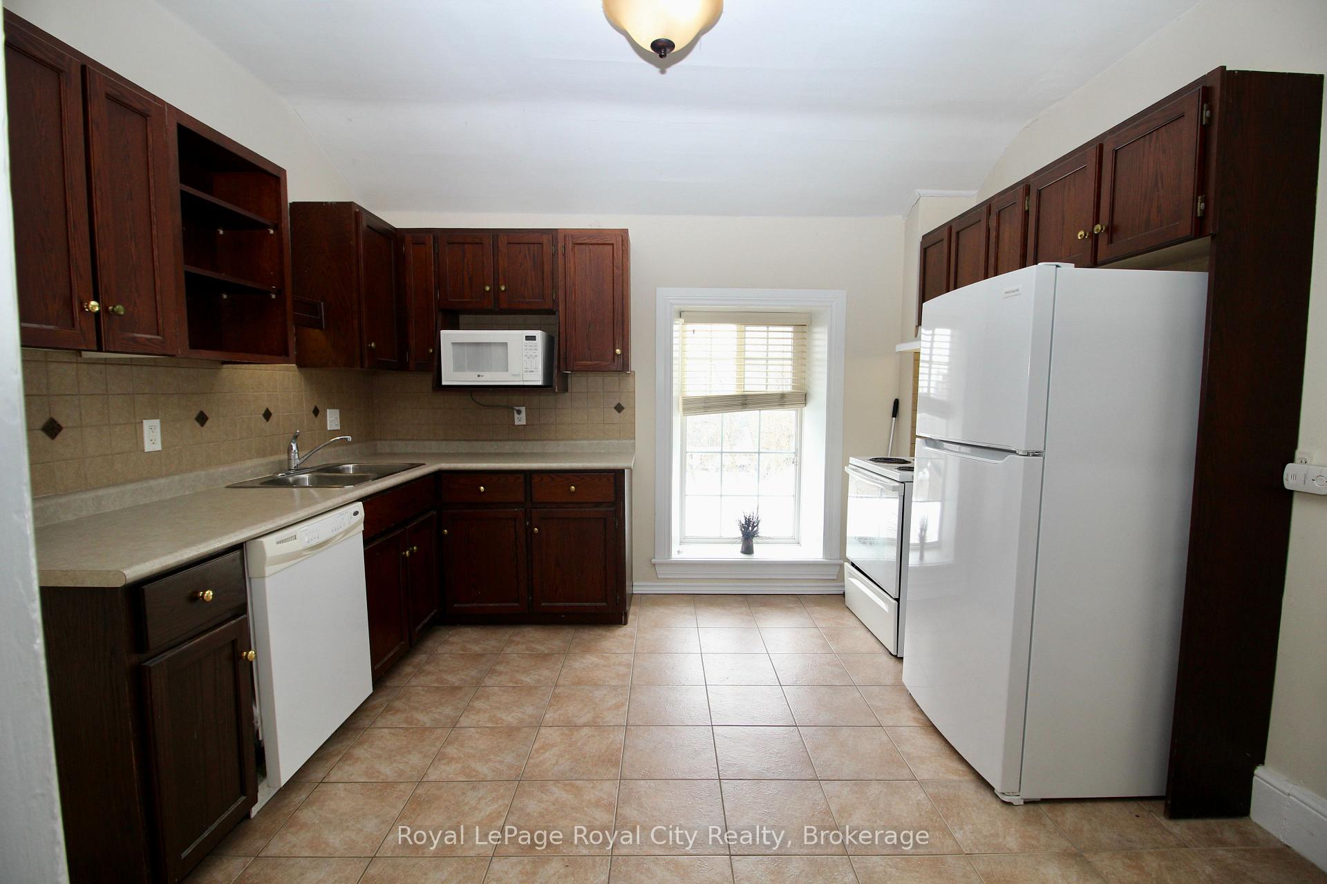 Photo 5 of Unit B, 78 Dublin Street, Guelph, Downtown — HOMEH