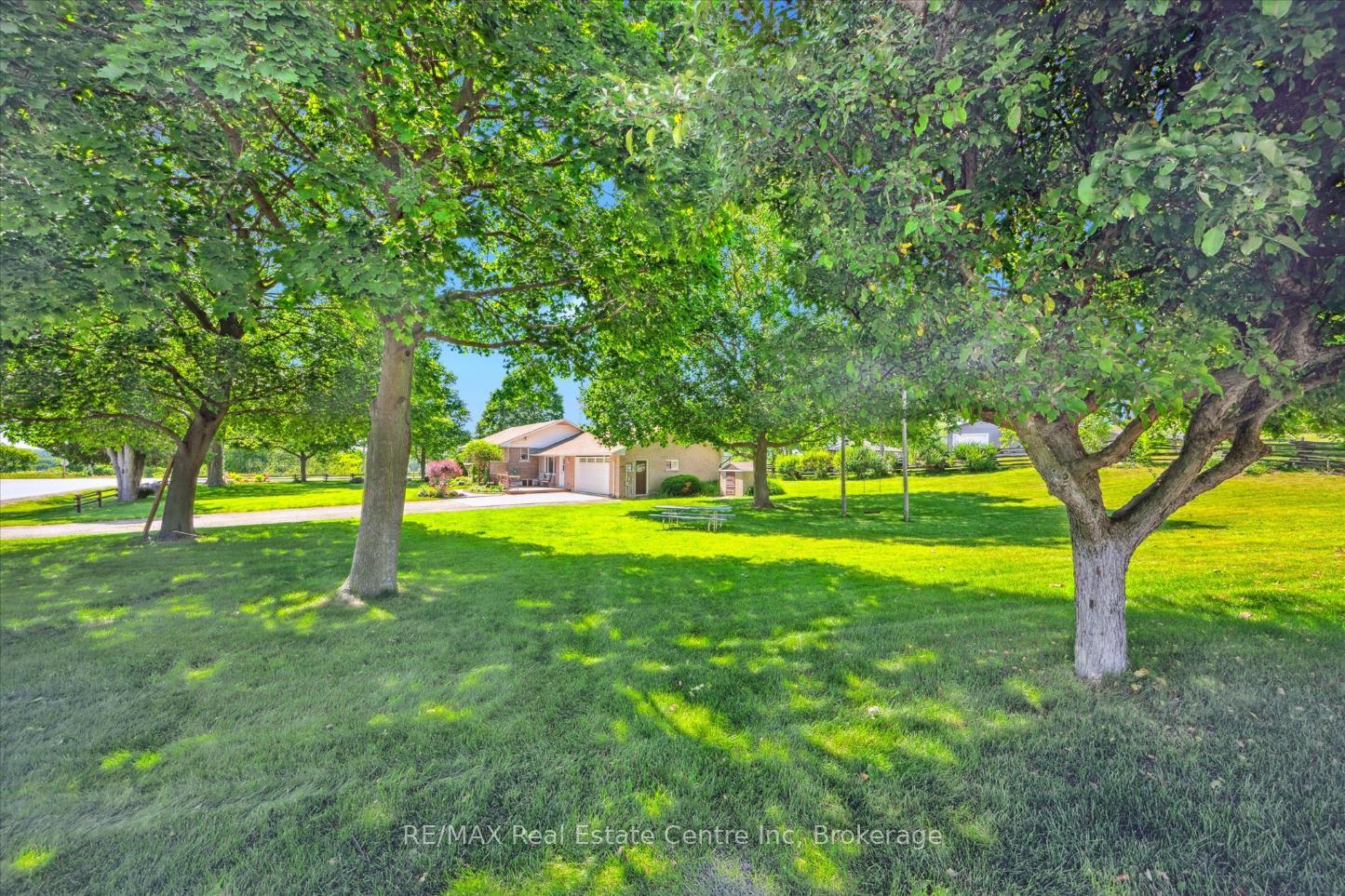 Photo 26 of 6618 Laird Road W, Guelph, Clairfields/Hanlon Business Park — HOMEH