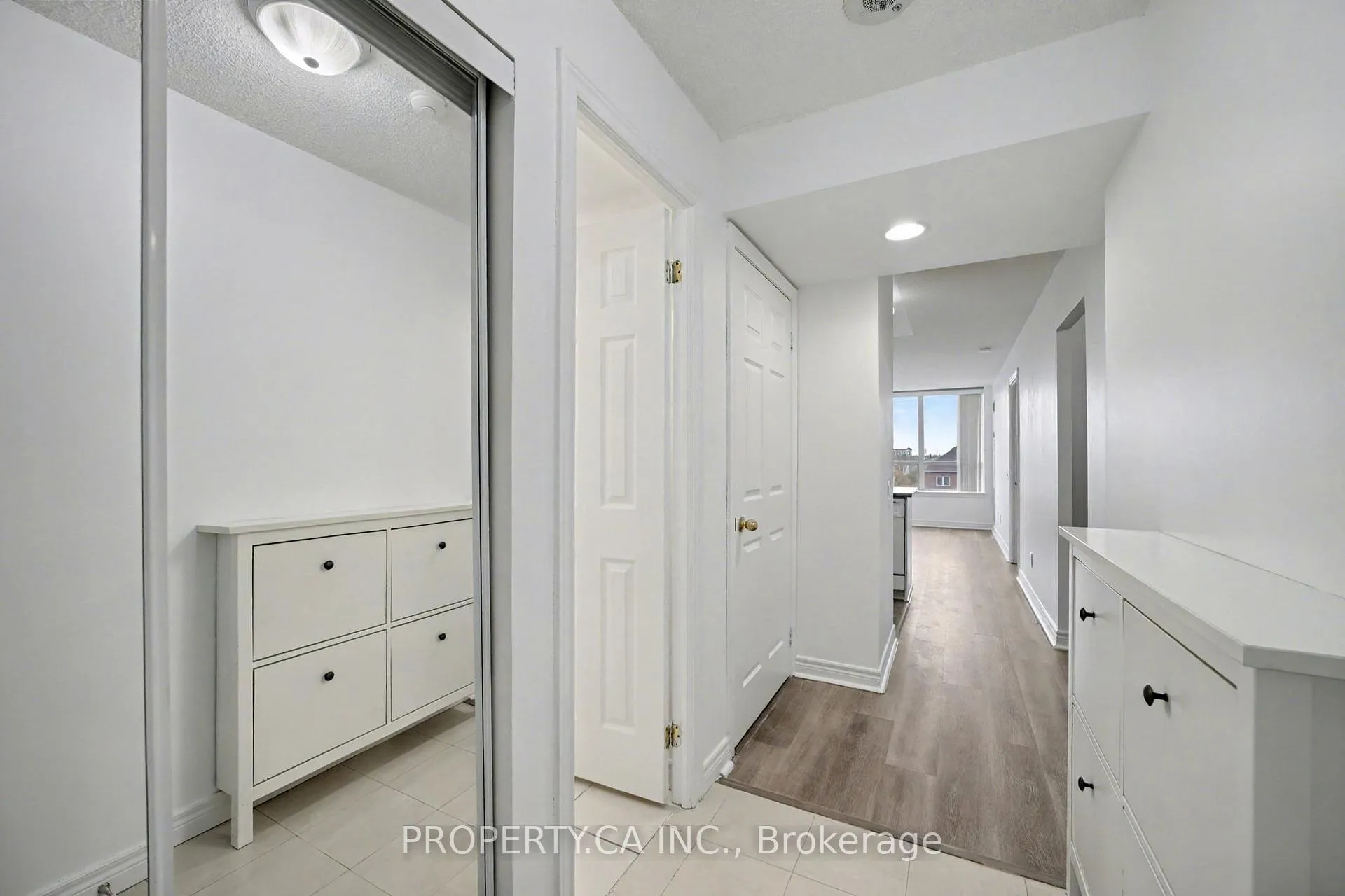 Photo 5 of Unit 301, 51 Times Avenue, Markham, Commerce Valley — HOMEH
