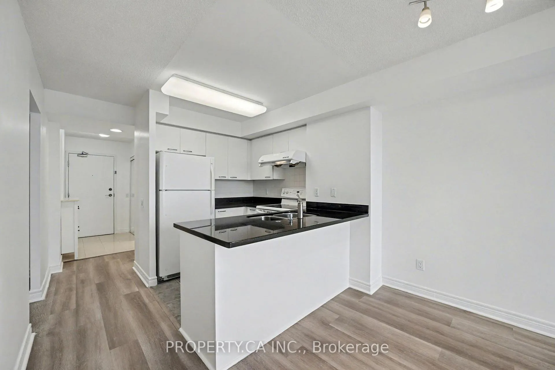 Photo 13 of Unit 301, 51 Times Avenue, Markham, Commerce Valley — HOMEH
