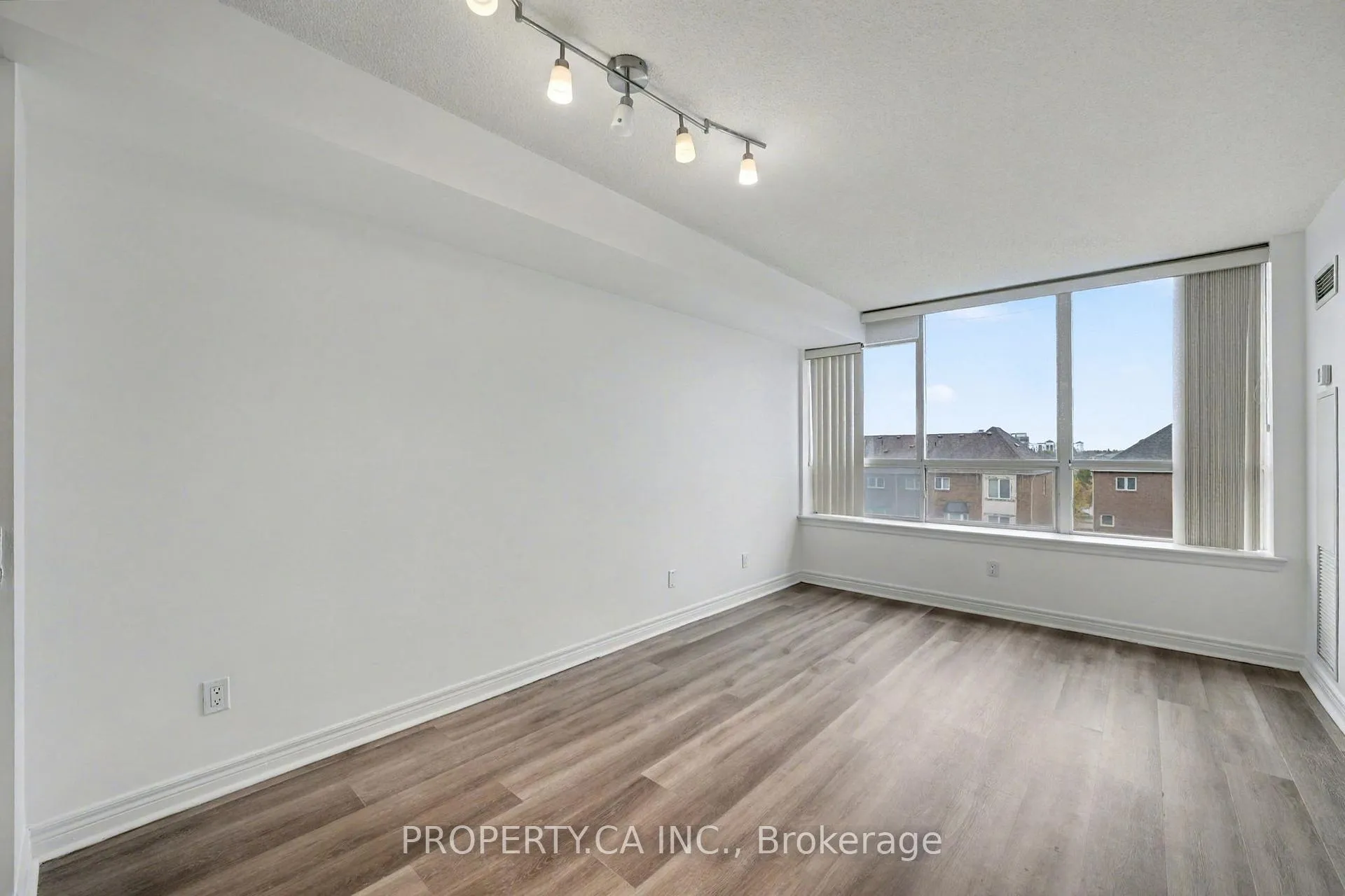 Photo 16 of Unit 301, 51 Times Avenue, Markham, Commerce Valley — HOMEH