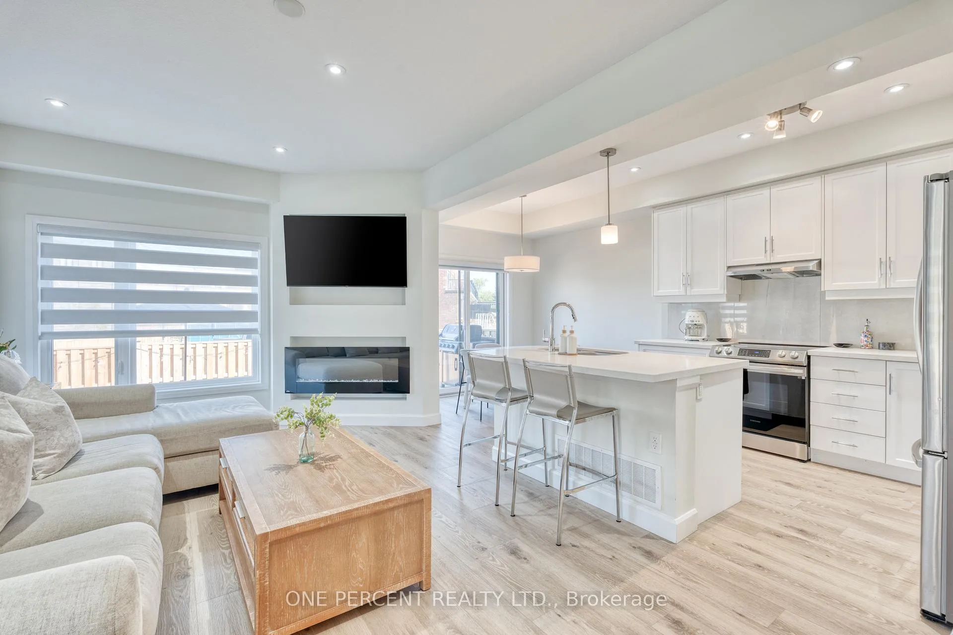 Photo 8 of 24 Southam Lane, Hamilton, Mountview — HOMEH