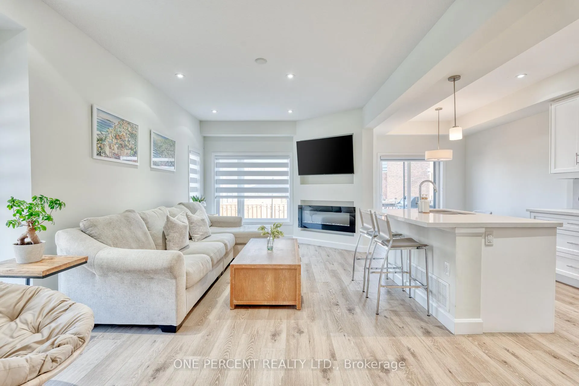 Photo 9 of 24 Southam Lane, Hamilton, Mountview — HOMEH
