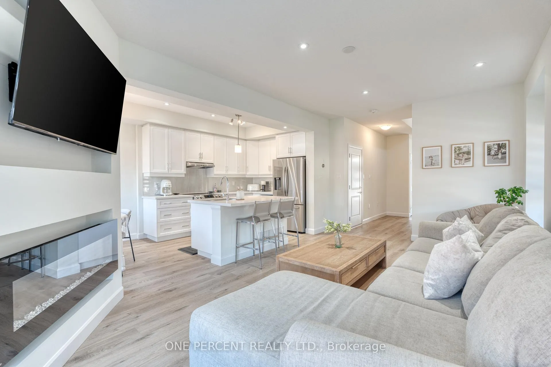 Photo 10 of 24 Southam Lane, Hamilton, Mountview — HOMEH
