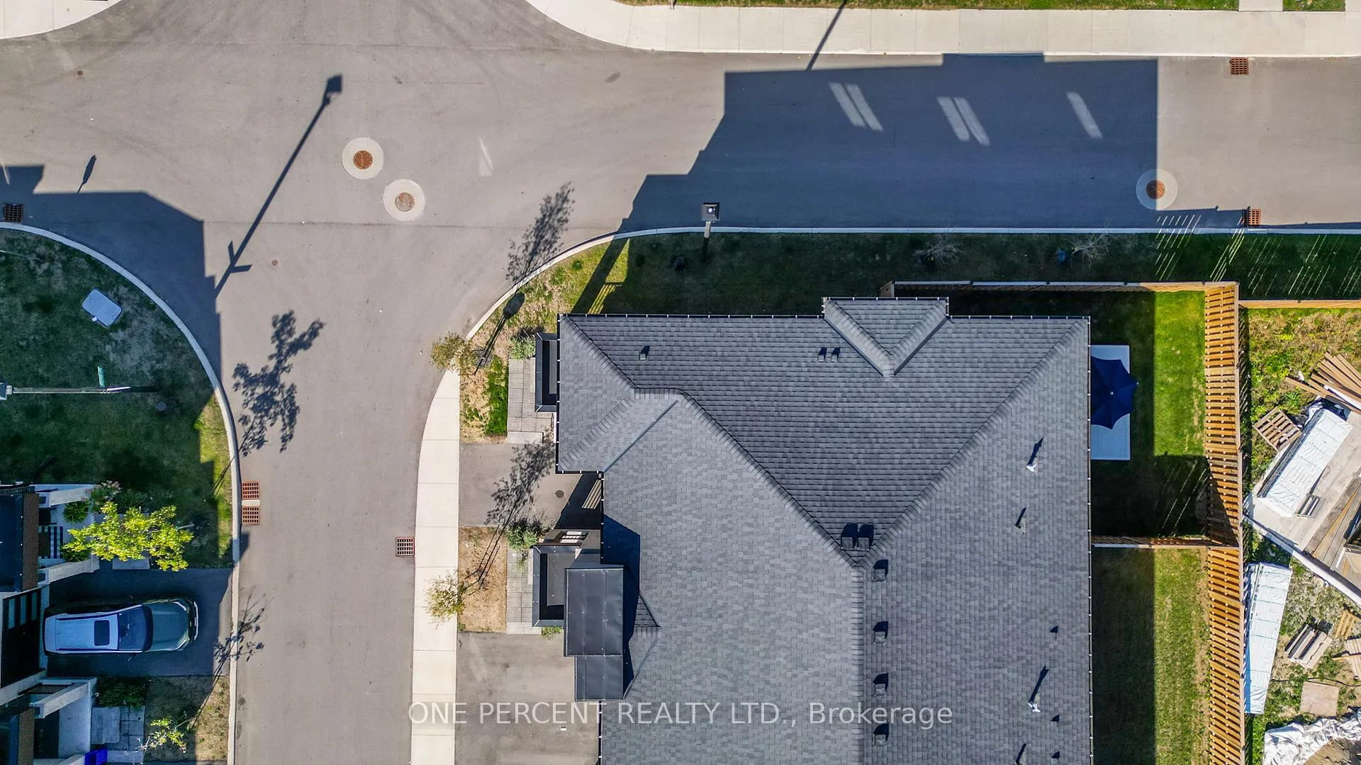 Photo 29 of 24 Southam Lane, Hamilton, Mountview — HOMEH