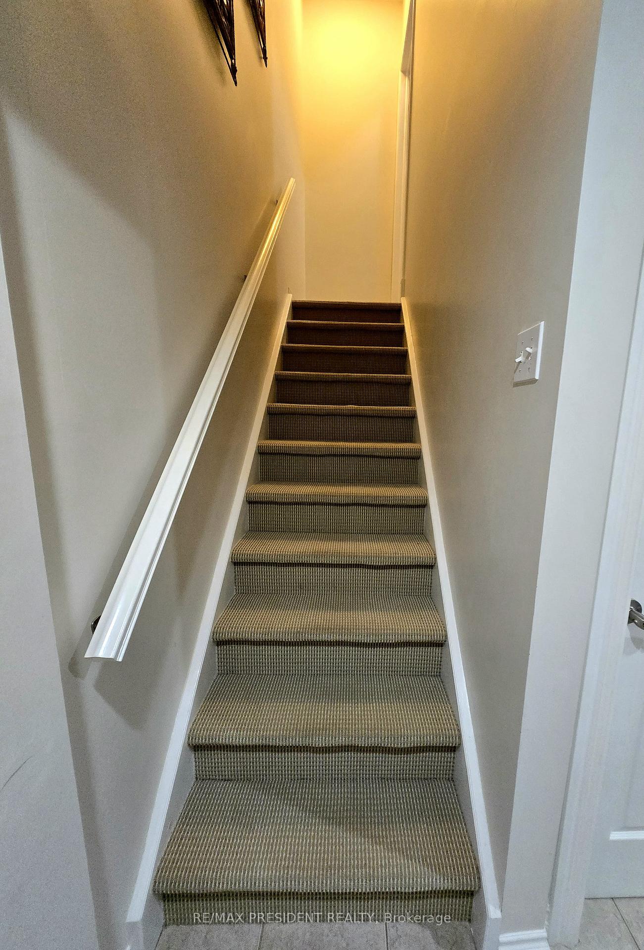 Photo 11 of 100 Schroder Crescent, Guelph, Grange Road — HOMEH