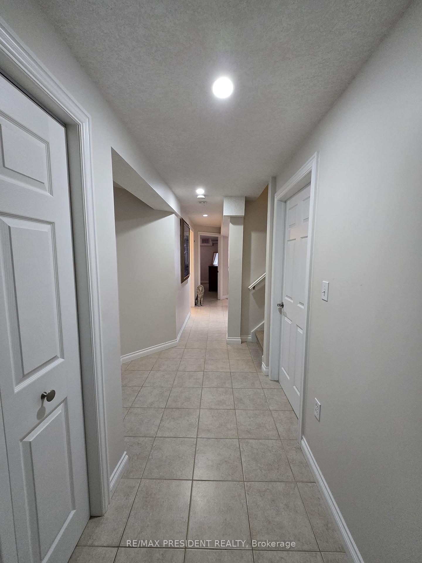 Photo 12 of 100 Schroder Crescent, Guelph, Grange Road — HOMEH