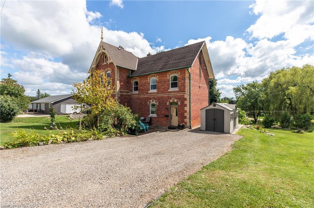 Photo 3 of 93 Brook Street W, Arran-Elderslie — HOMEH