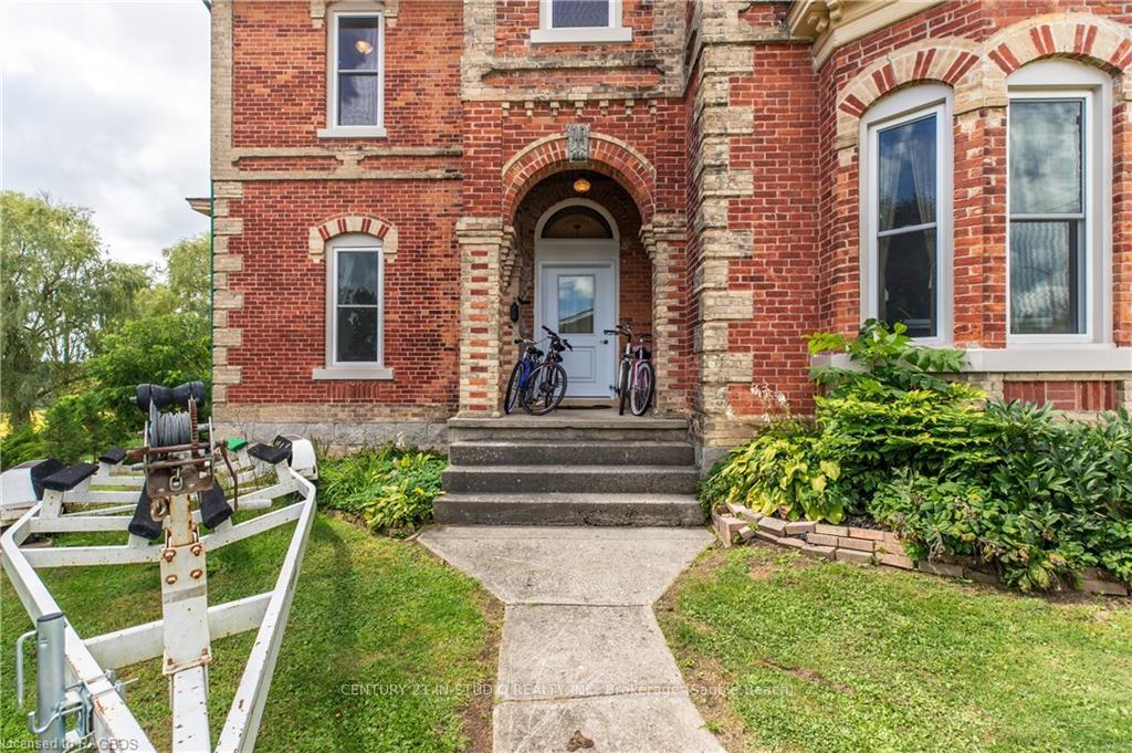 Photo 4 of 93 Brook Street W, Arran-Elderslie — HOMEH
