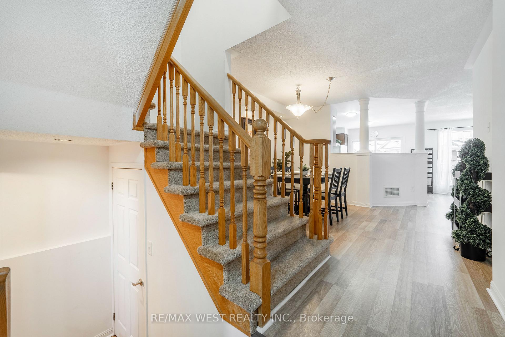 Photo 4 of 848 Stark Circle, Milton, Beaty — HOMEH