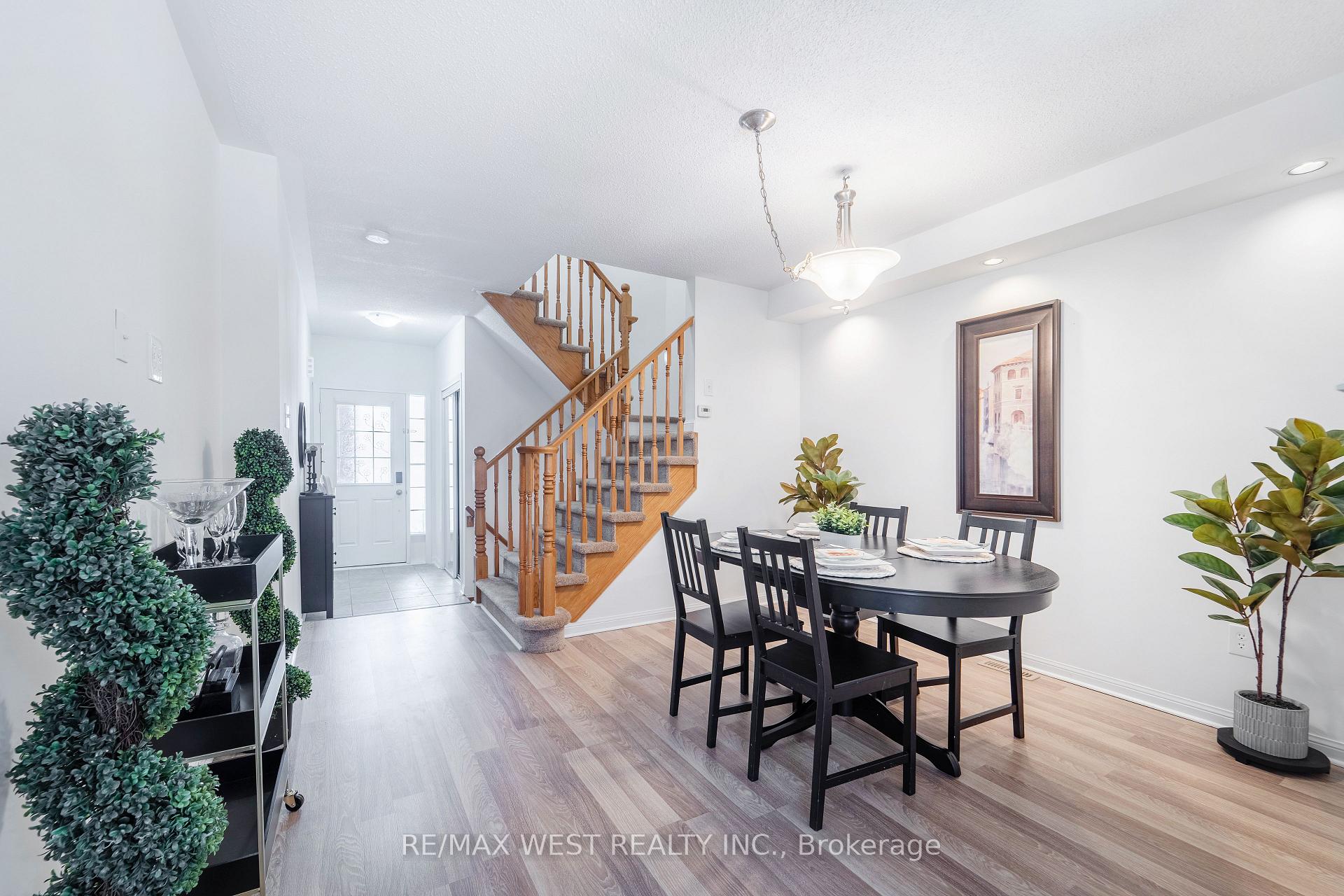 Photo 6 of 848 Stark Circle, Milton, Beaty — HOMEH
