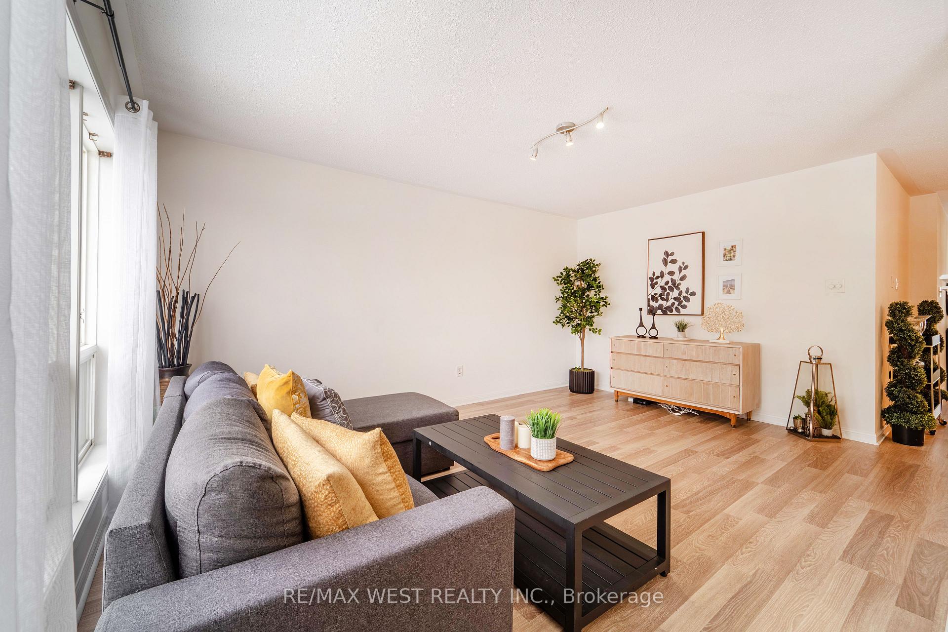 Photo 9 of 848 Stark Circle, Milton, Beaty — HOMEH