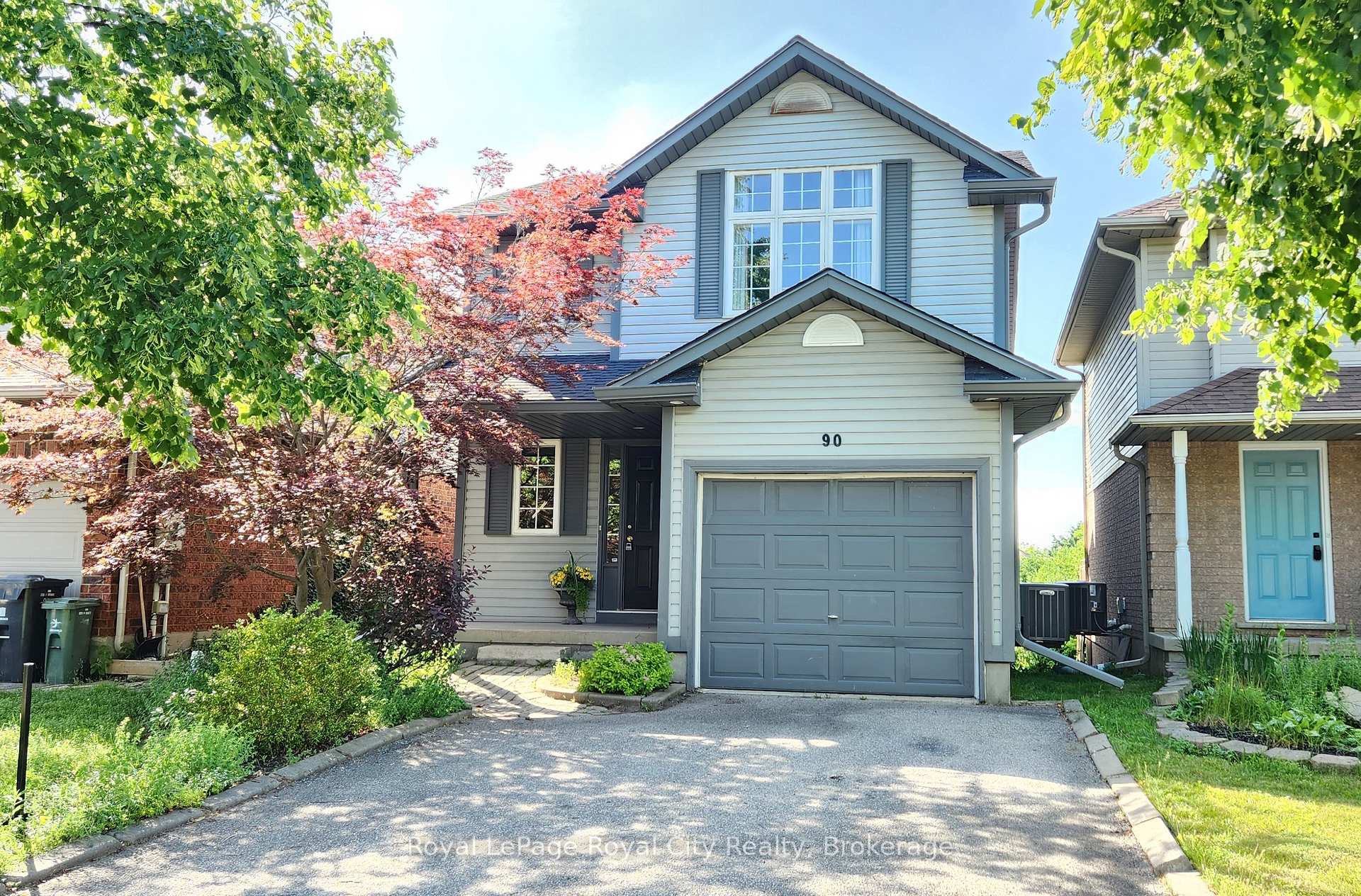 Photo 1 of 90 Doyle Drive, Guelph, Clairfields/Hanlon Business Park — HOMEH
