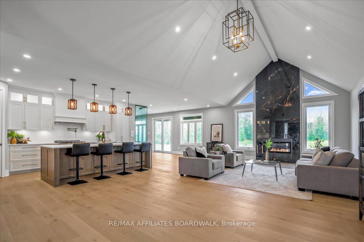 Photo 2 of 436 Ginger Crescent, Ottawa, Metcalfe — HOMEH