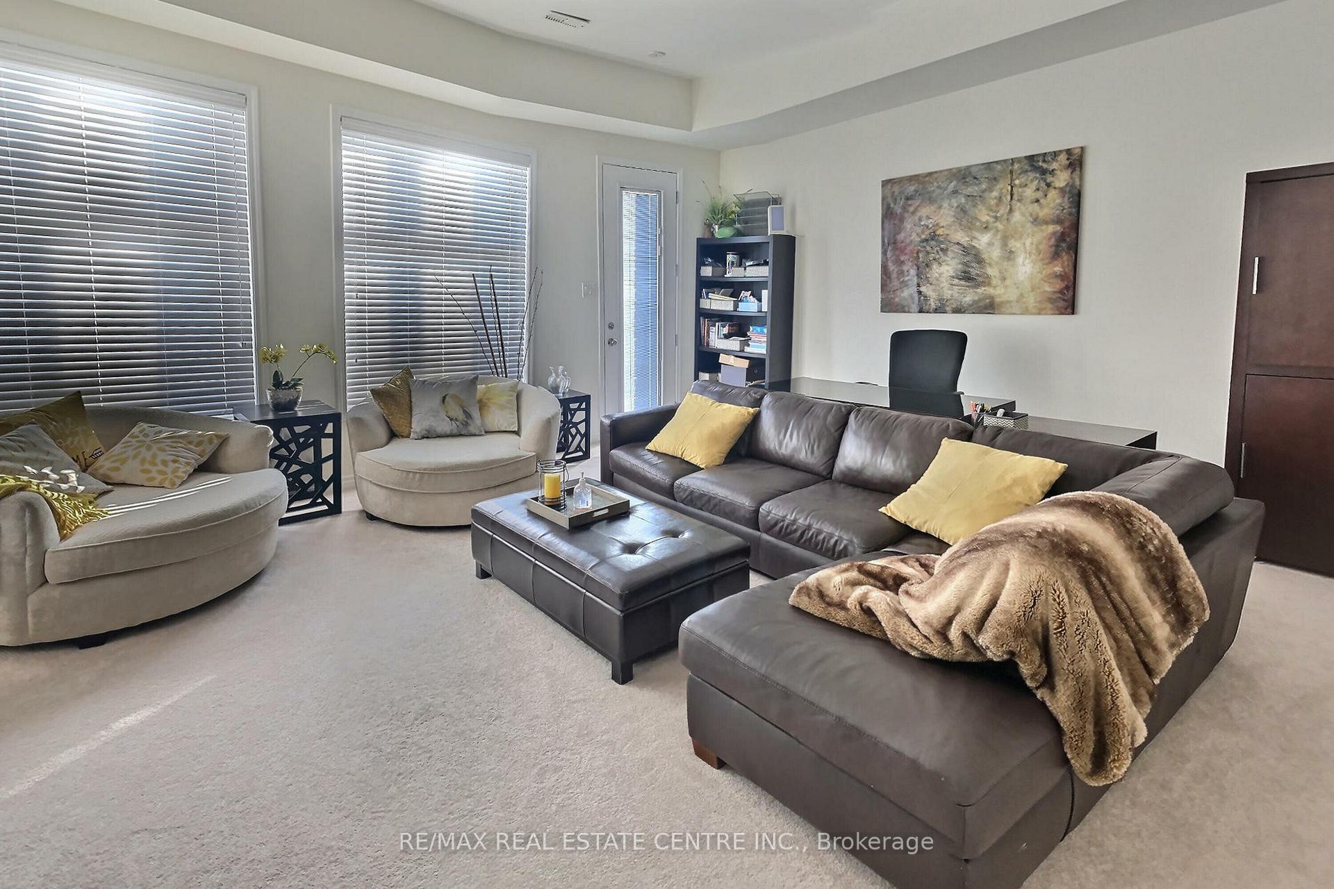 Photo 10 of Unit 5, 22 Spring Creek Drive, Hamilton, Waterdown — HOMEH