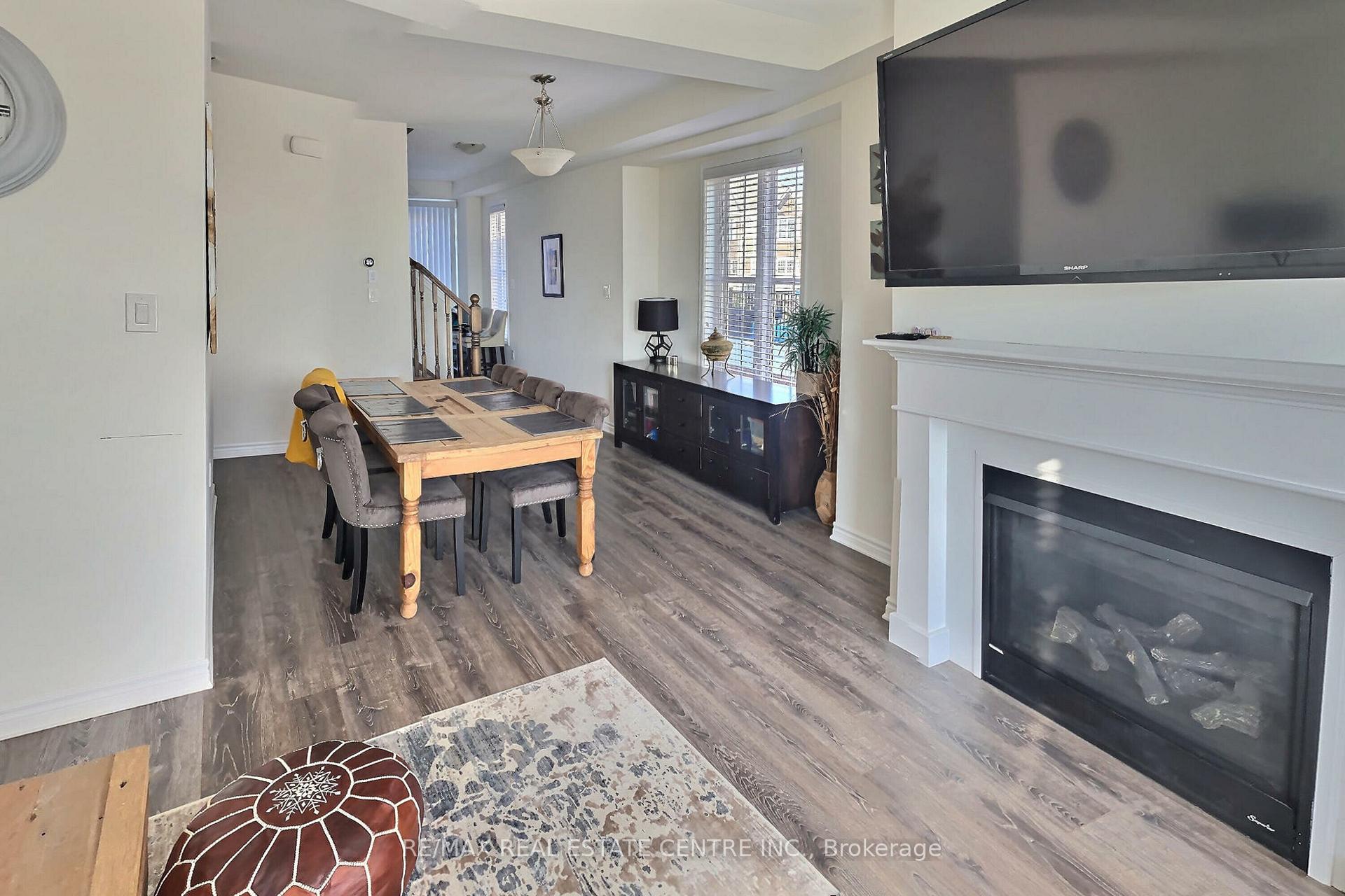 Photo 15 of Unit 5, 22 Spring Creek Drive, Hamilton, Waterdown — HOMEH