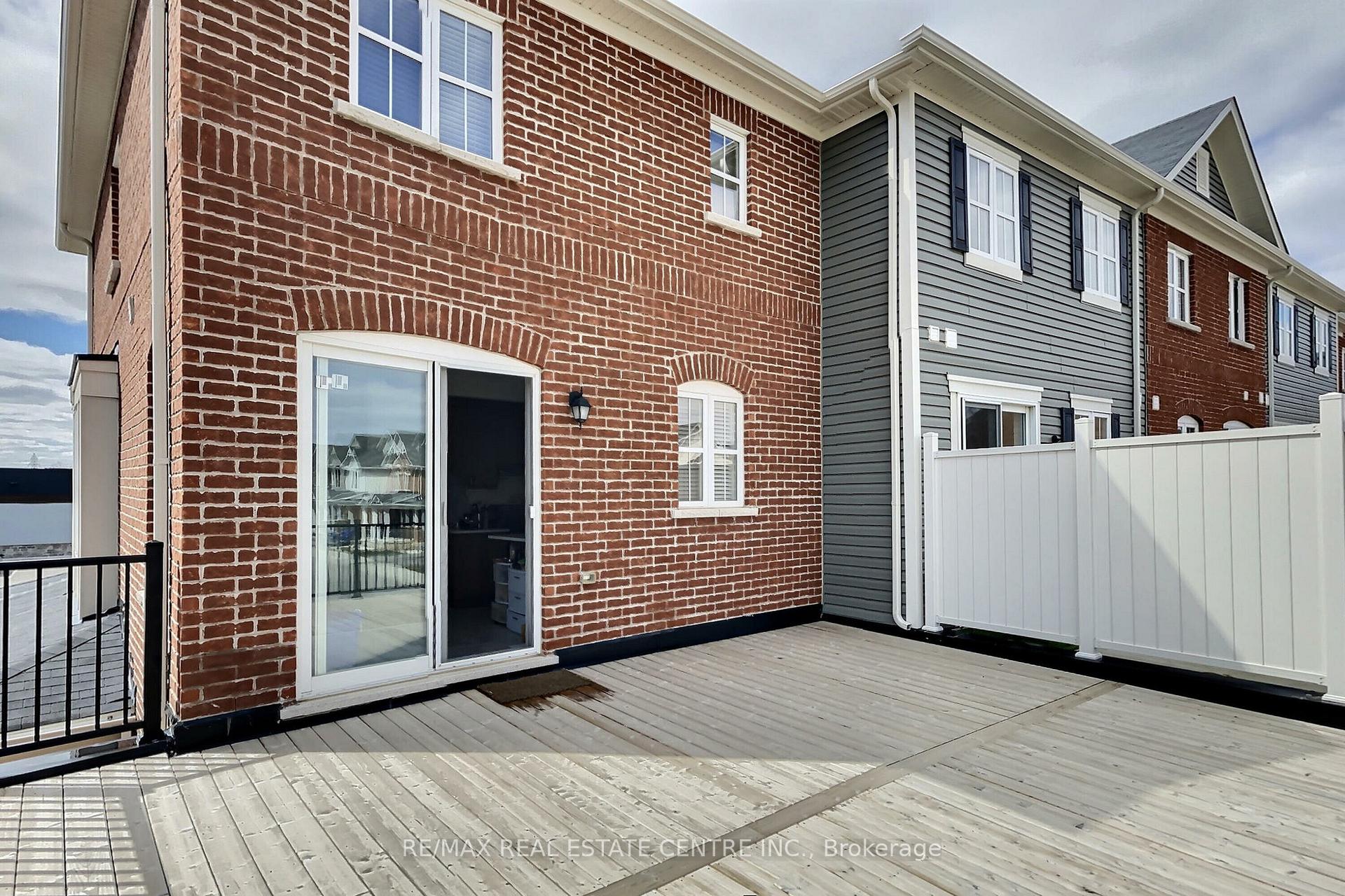 Photo 22 of Unit 5, 22 Spring Creek Drive, Hamilton, Waterdown — HOMEH