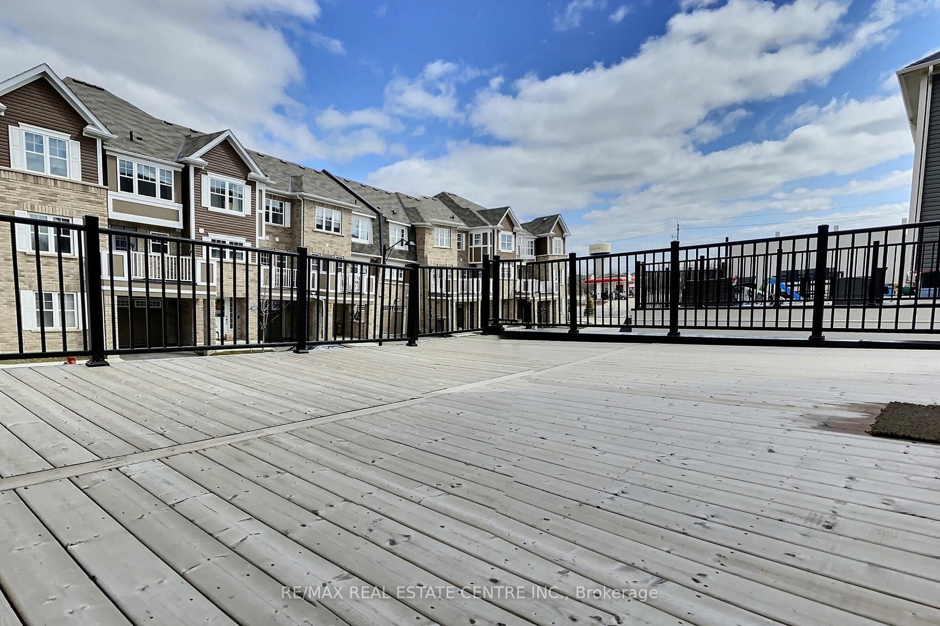 Photo 23 of Unit 5, 22 Spring Creek Drive, Hamilton, Waterdown — HOMEH