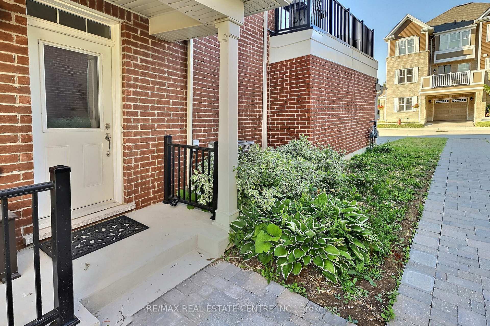 Photo 26 of Unit 5, 22 Spring Creek Drive, Hamilton, Waterdown — HOMEH