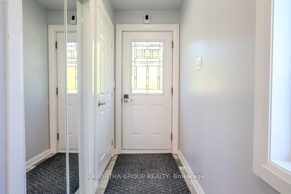 Photo 8 of 21 Albert Circle, Kawartha Lakes, Bexley — HOMEH