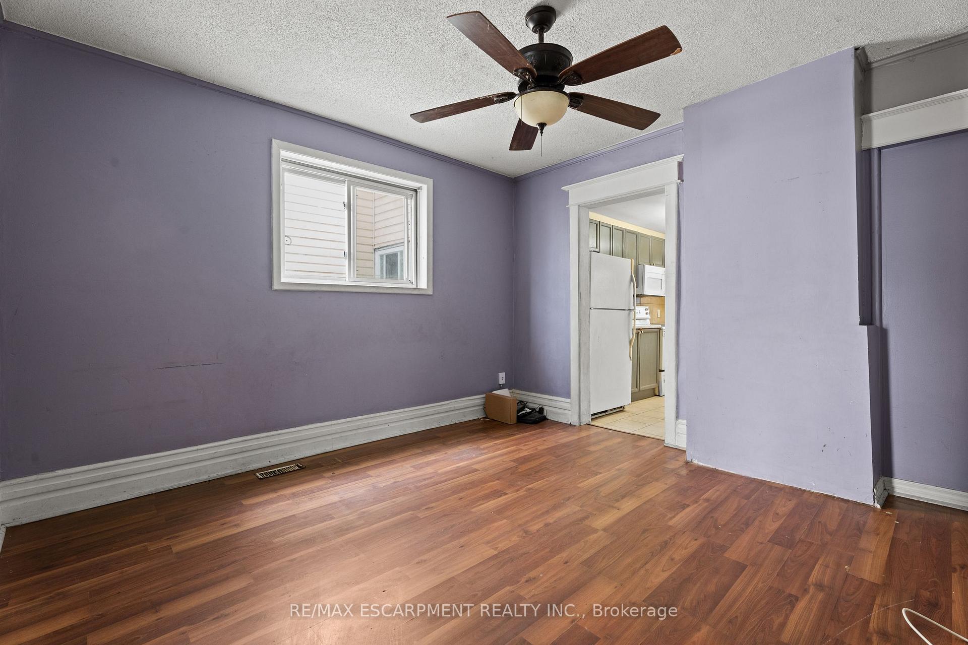Photo 5 of 40 Rosemont Avenue, Hamilton, Stipley — HOMEH